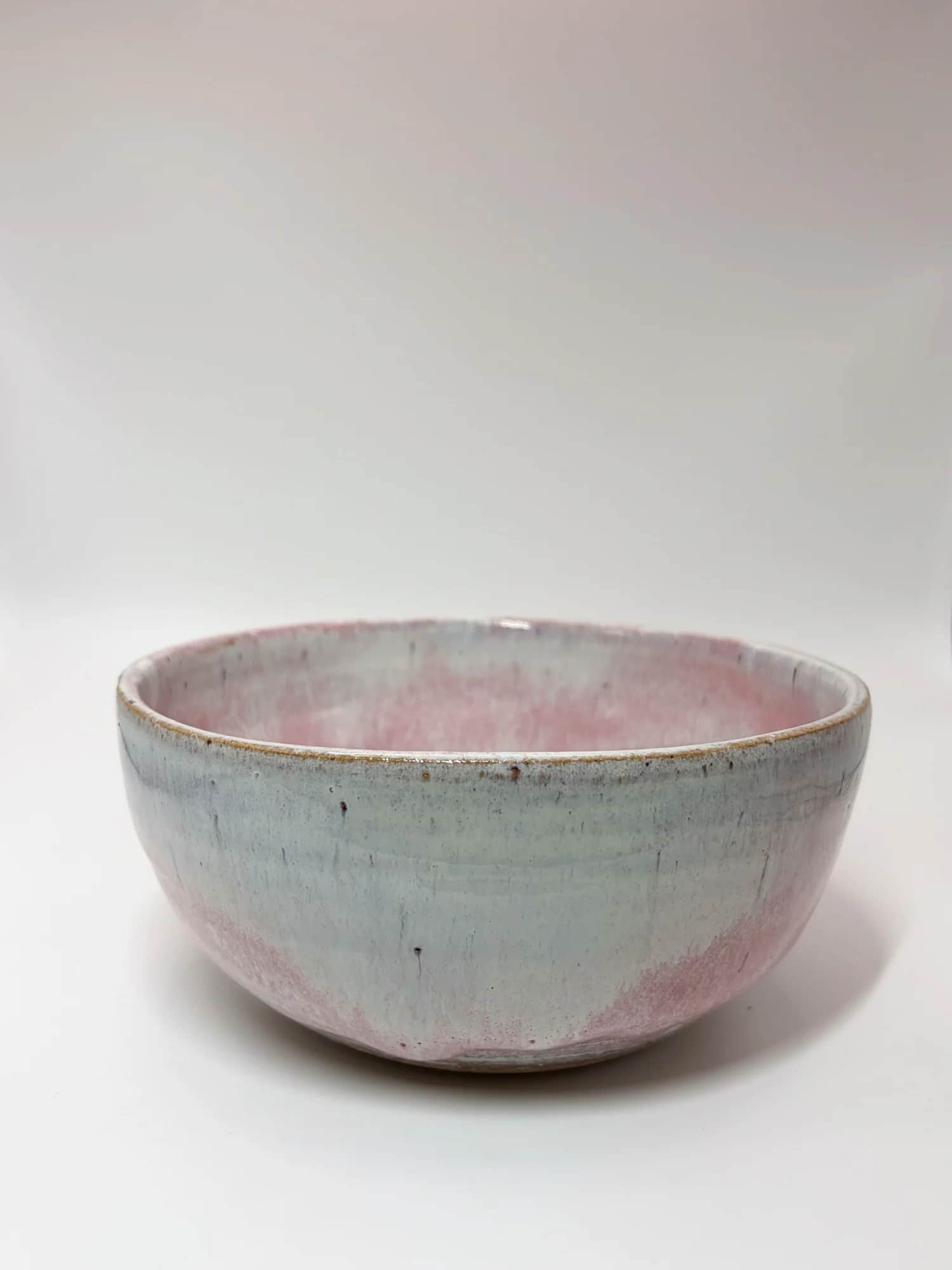 Keramikkbolle, hvit og rosa
