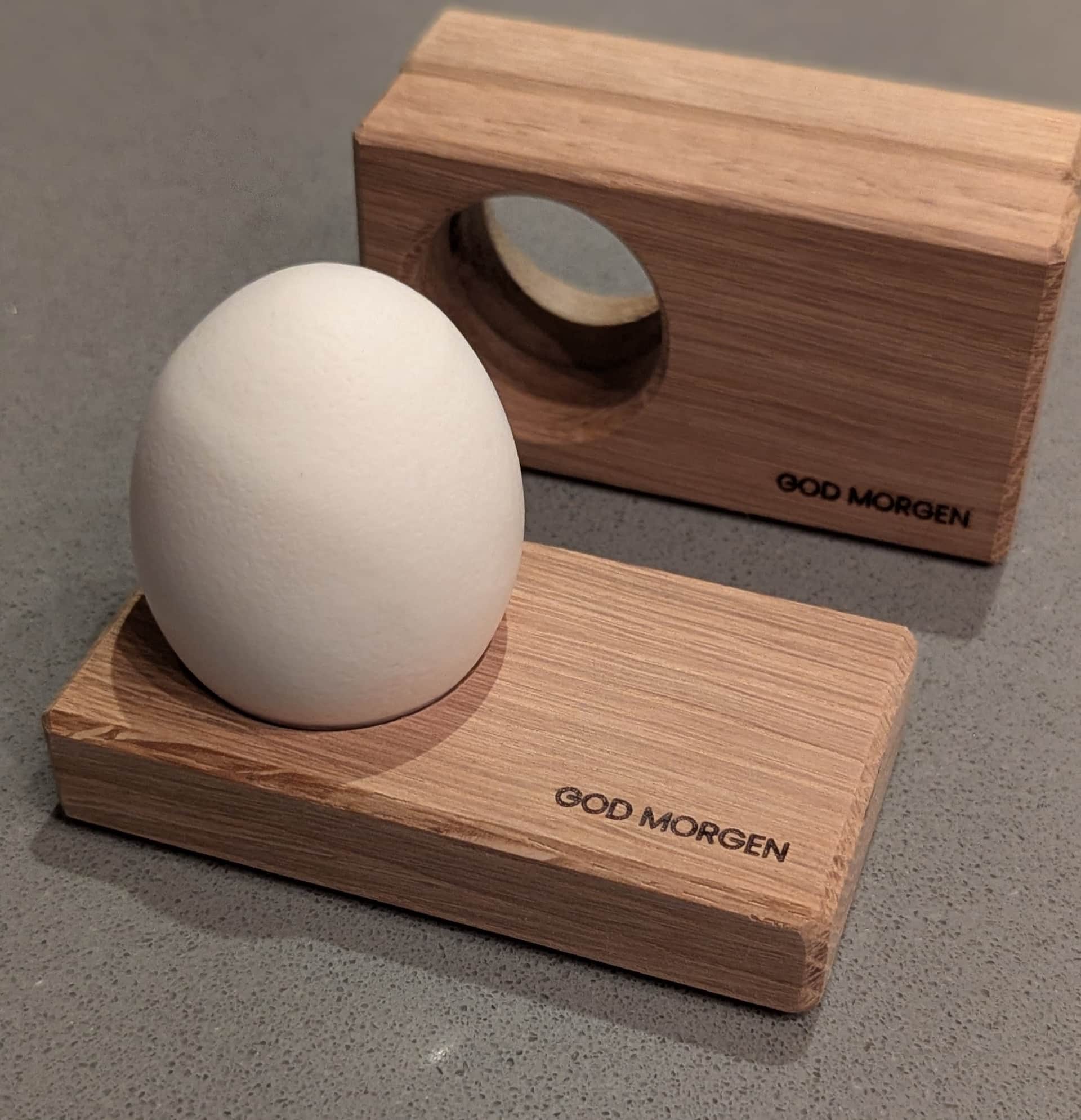 Eggeholder i eik "God Morgen"