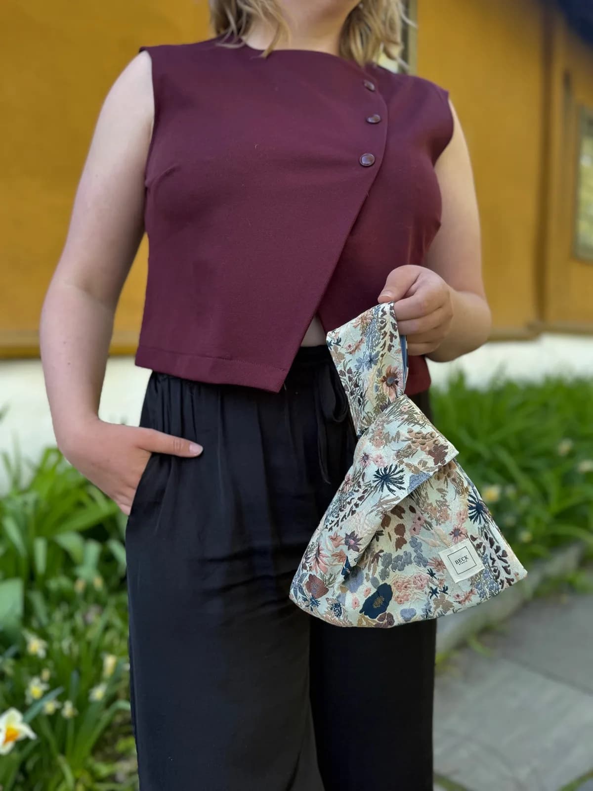 Beck Knot bag, Wildflower