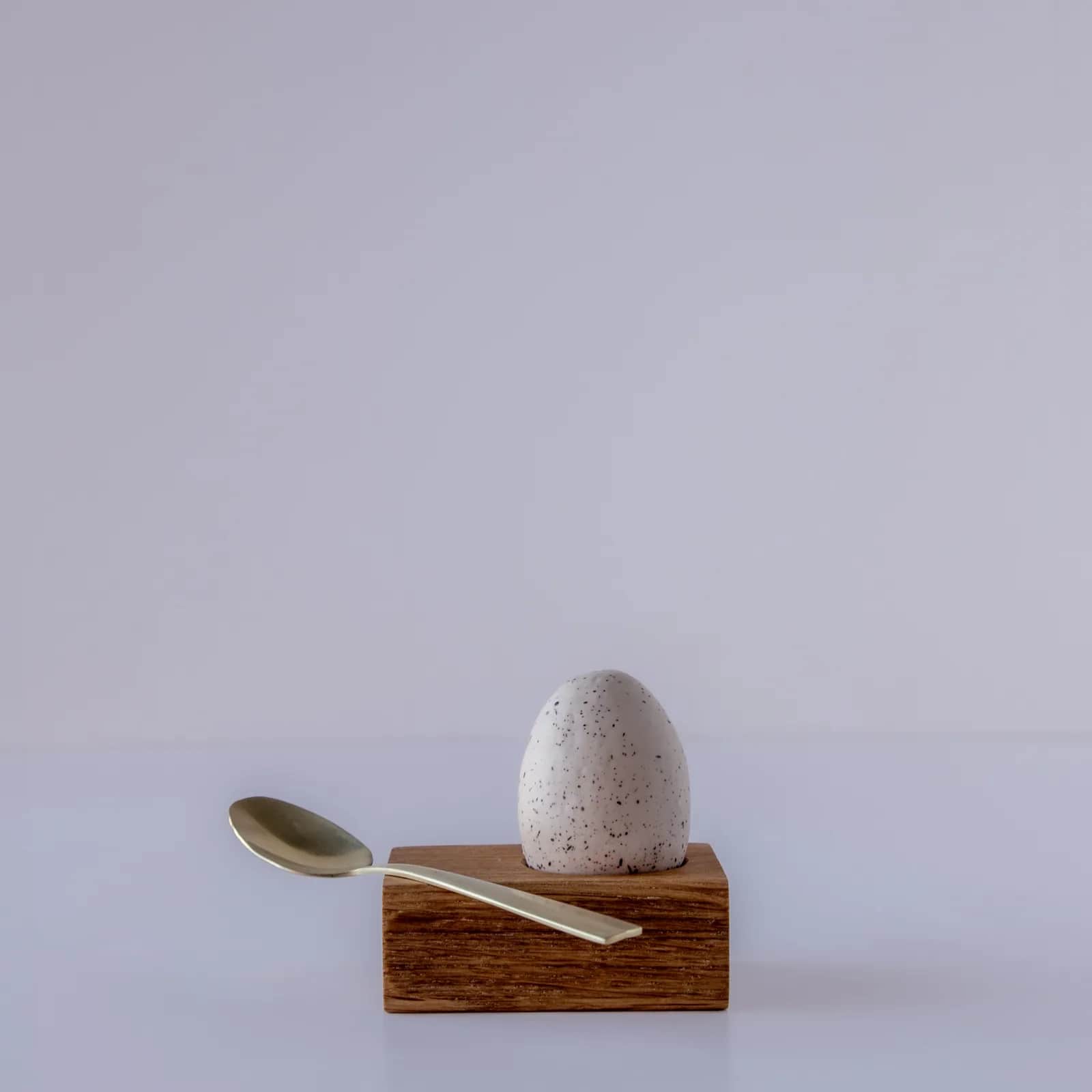 Jan EGGum eggeglass