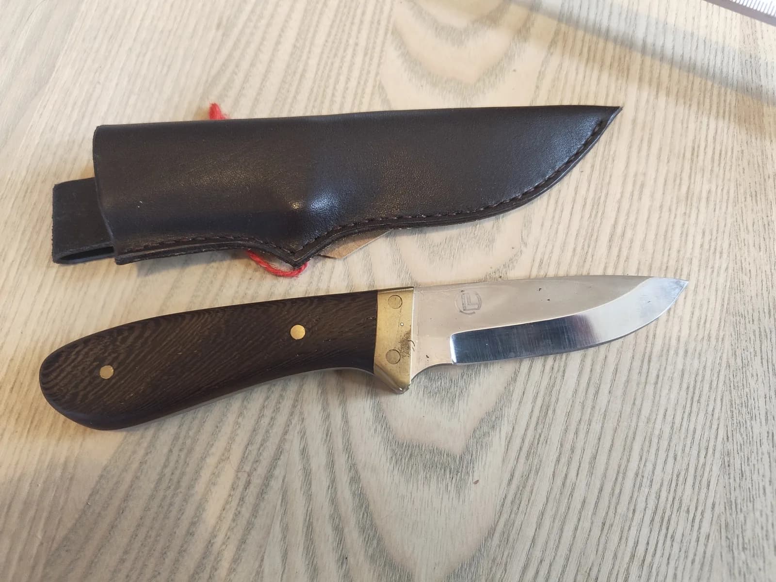 Turkniv med håndtak i panga panga