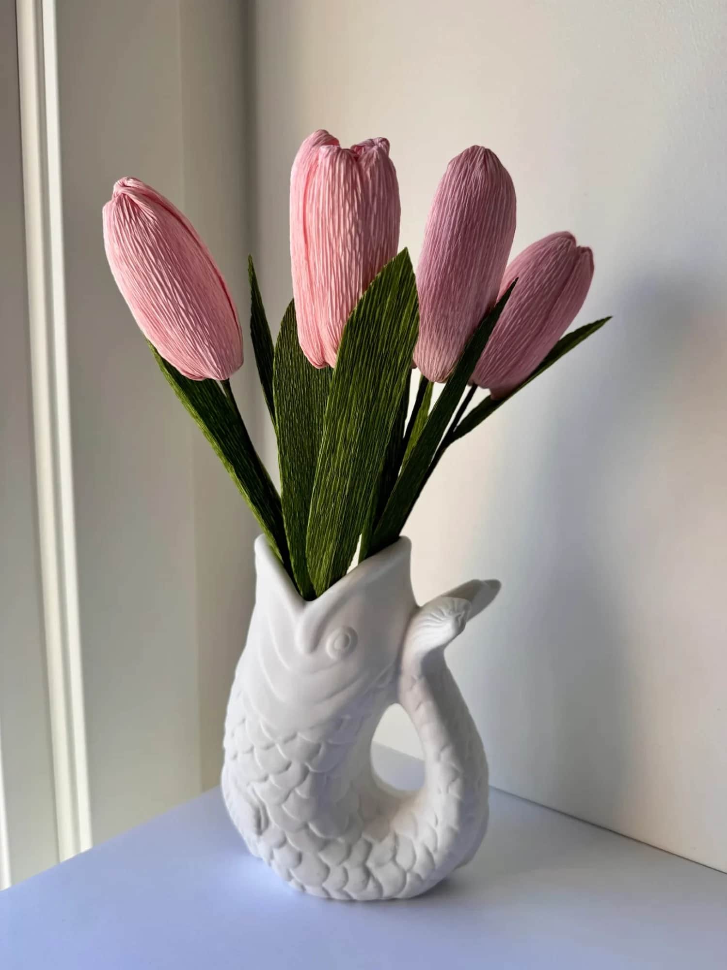 Tulipaner av kreppapir (4stk)